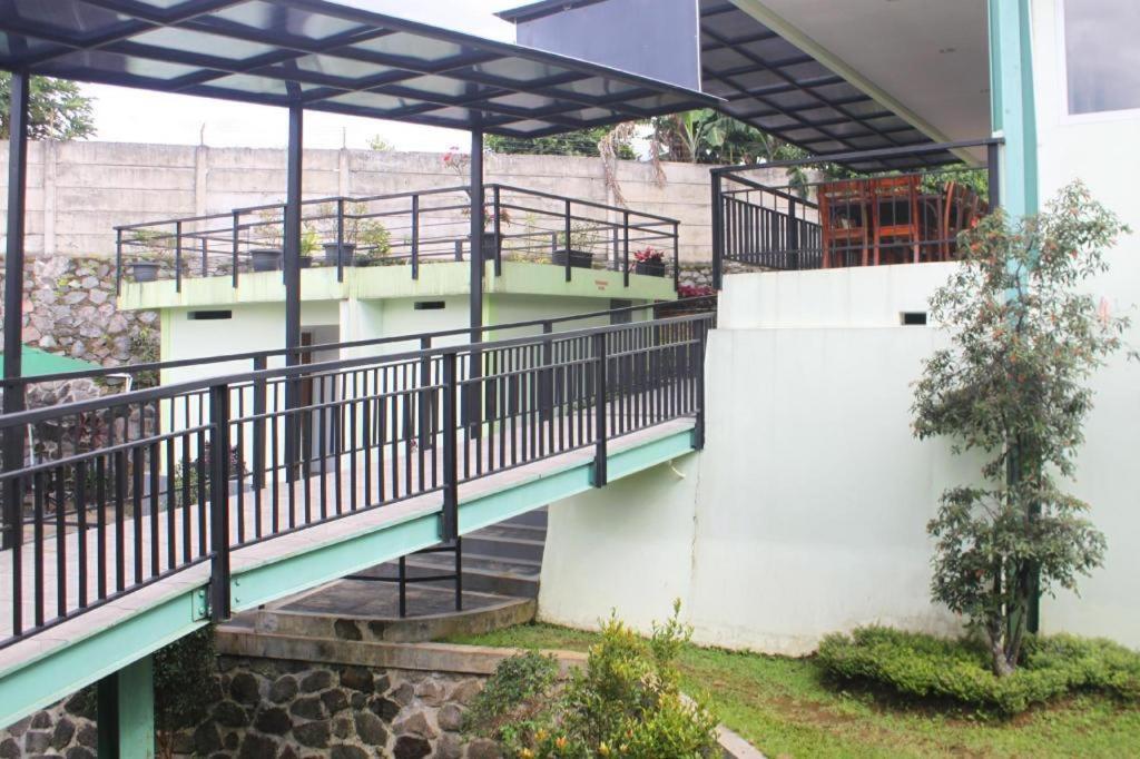 Graha Widjaja Hotel Puncak Kültér fotó